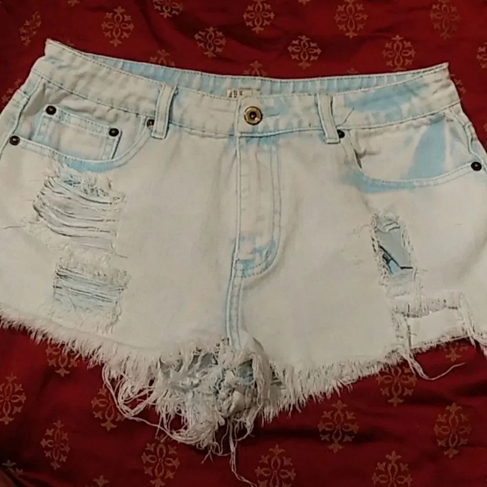 Forever 21 short